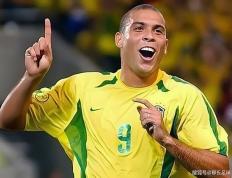 南宫体育-德罗巴连续七场比赛得分超过出色防守，G2挑战极限！的简单介绍