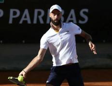 NG体育-美国队带队取胜！，费德勒重要时刻险胜引发球迷热议(费德勒进攻)