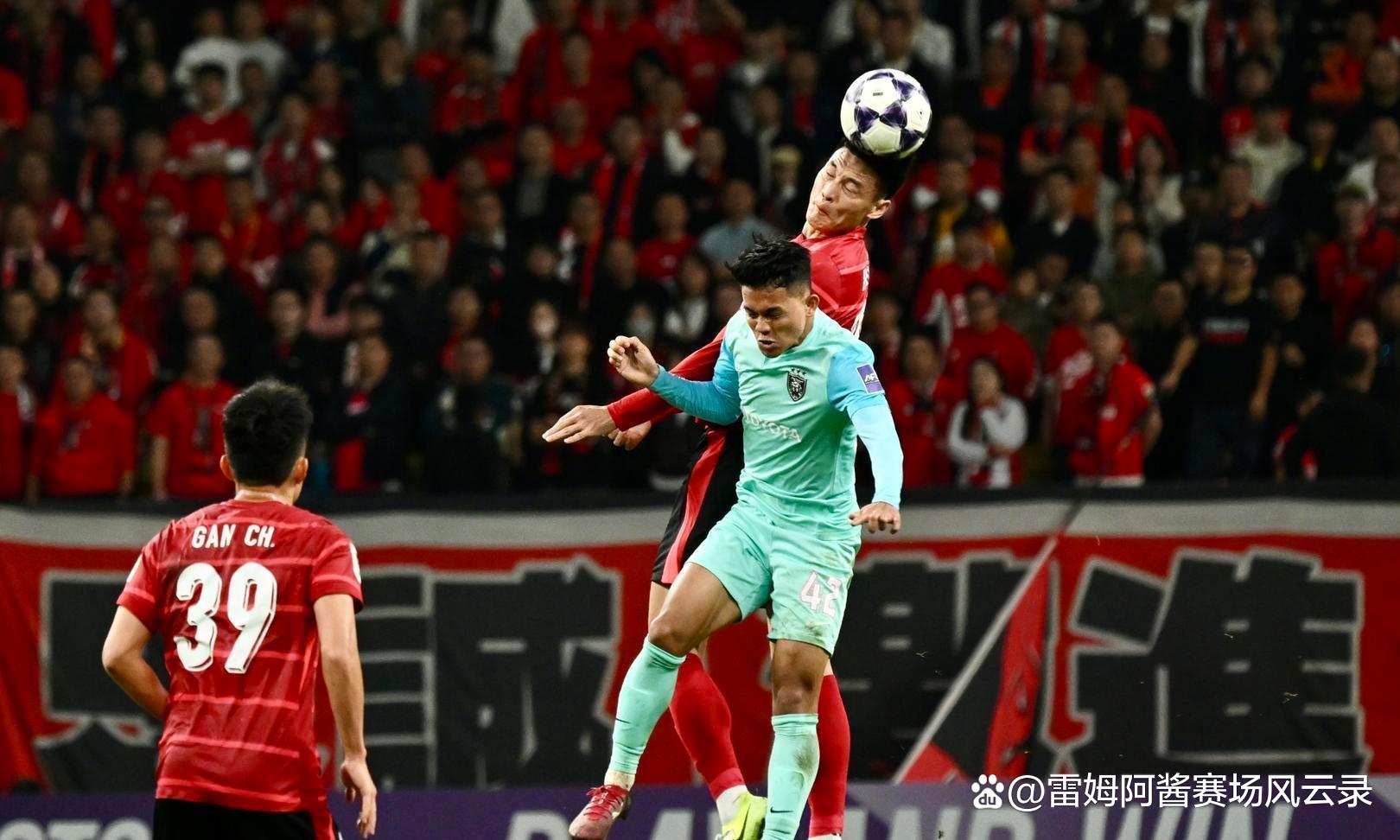 南宫体育-关于赛前体能课后,成都蓉城复出首秀备战亚冠,态度坚定,赛程密集仍需轮换的信息